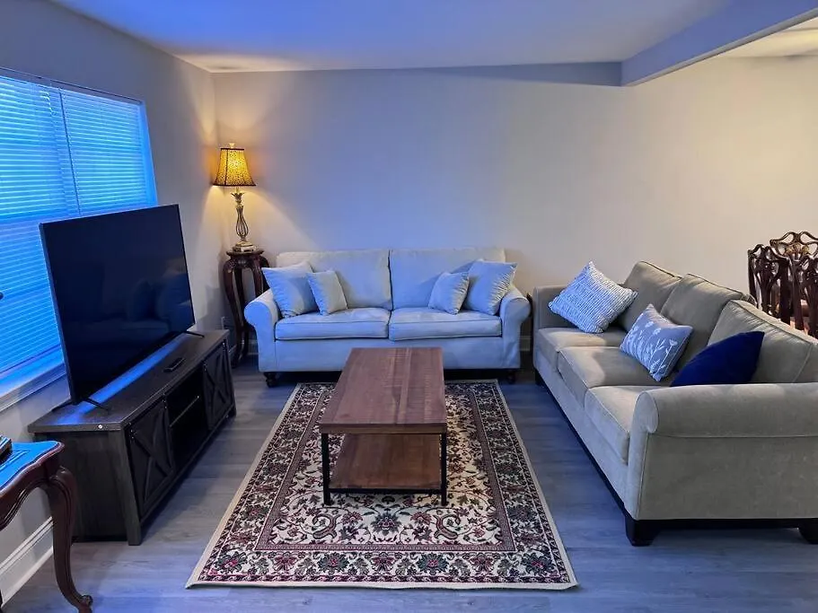 3 Bedroom Town Home Charlotte Apartment